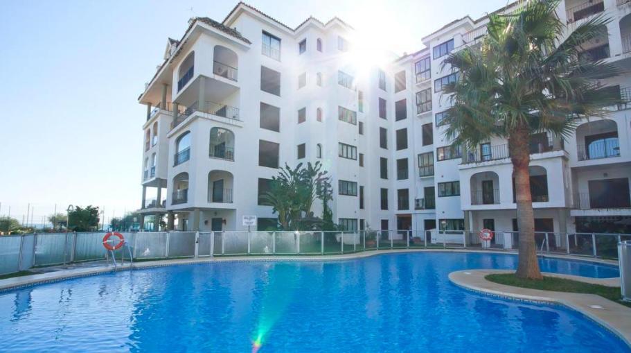 Penthouse Marina La Duquesa Apartment Manilva Ngoại thất bức ảnh